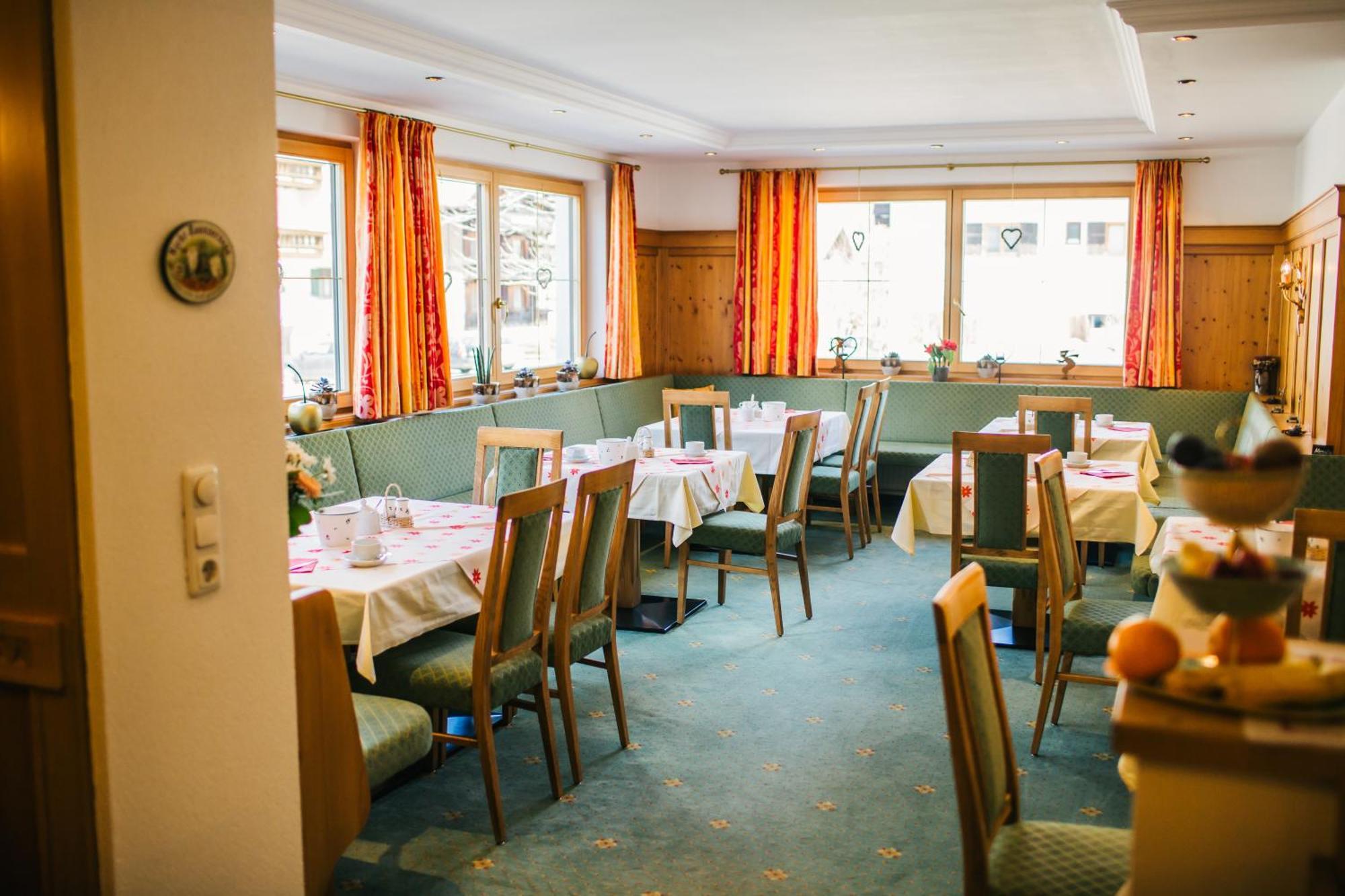Hotel Dr Otto Murr B&B St. Anton am Arlberg Zewnętrze zdjęcie